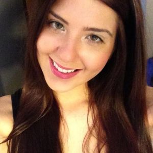 Meet your Posher, Cassandra